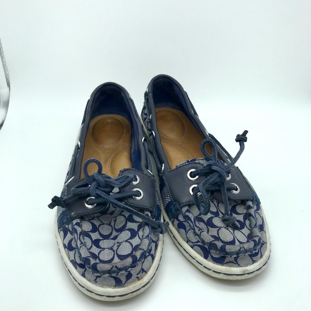 Coach flats